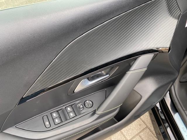 Peugeot 208 1.2 hybrid GT 145cv e-dcs 6 Come Nuova!