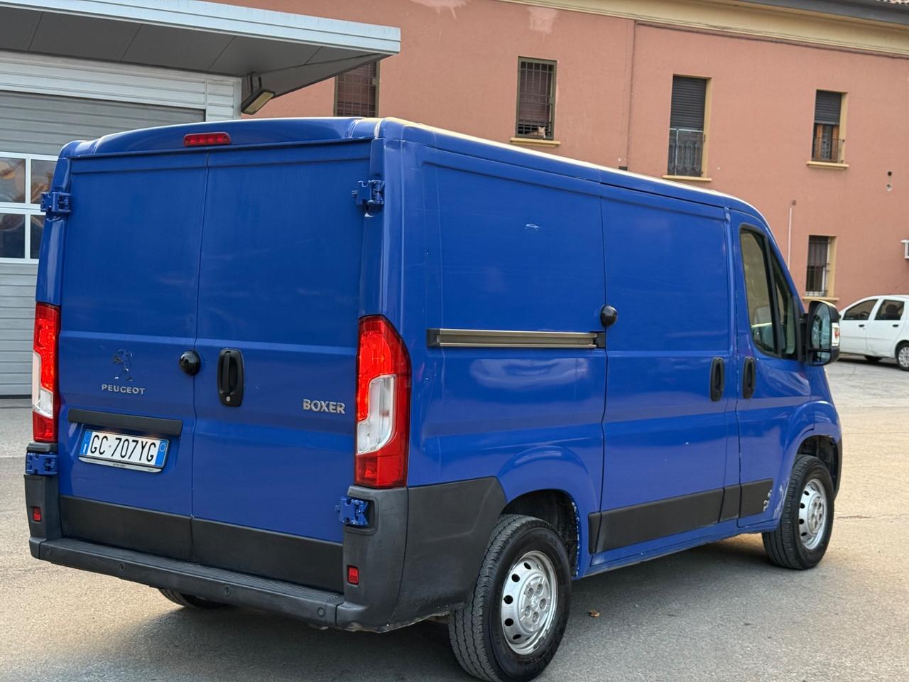 Peugeot Boxer 330 2.2 BlueHDi 120 S&S PC-TN Furgone