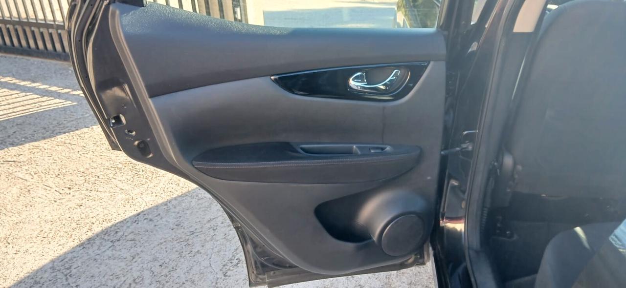 Nissan Qashqai 1.5 dCi Tekna - 2015