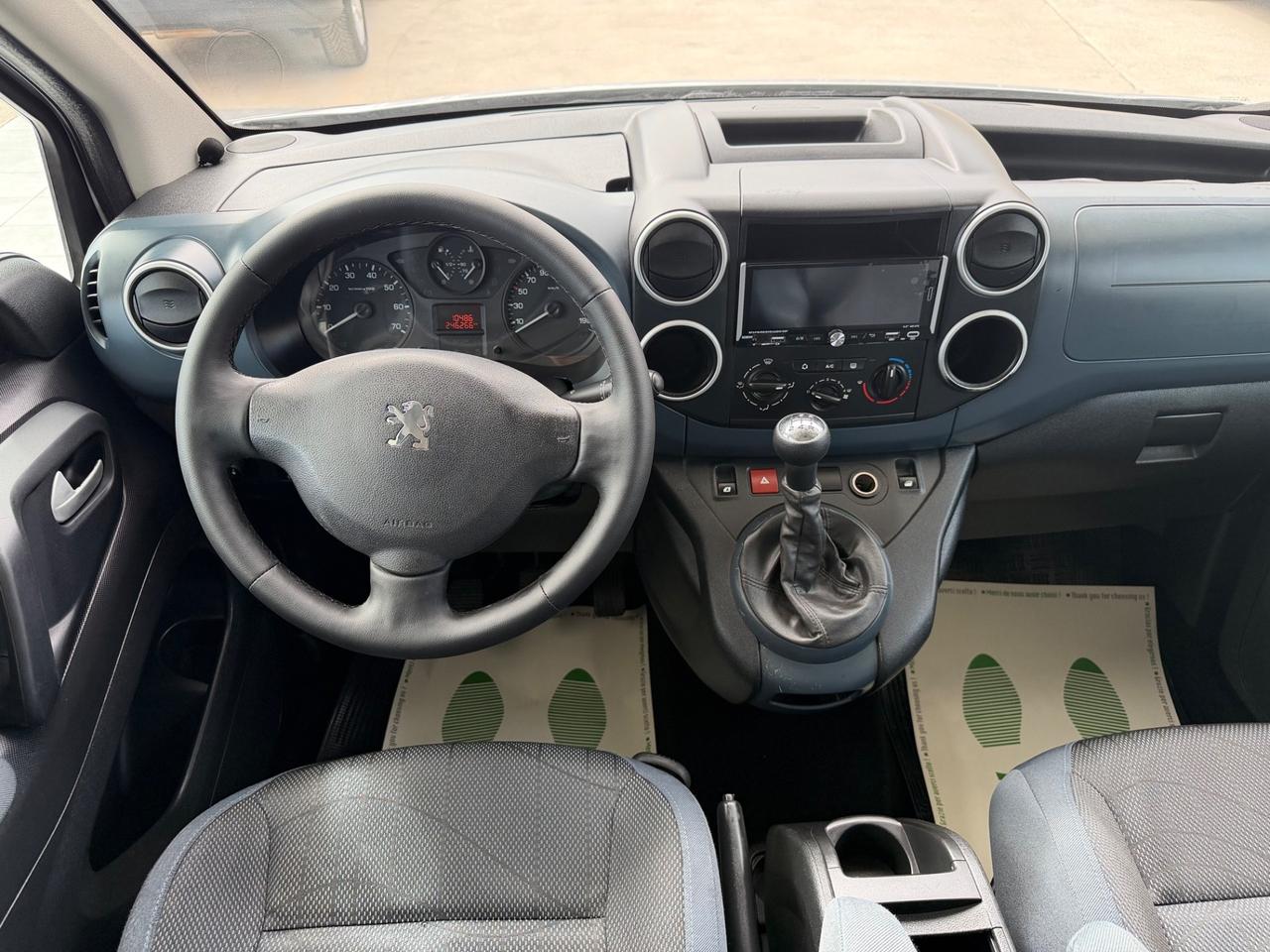Peugeot Partner Tepee 1.6 HDi 92CV Outdoor