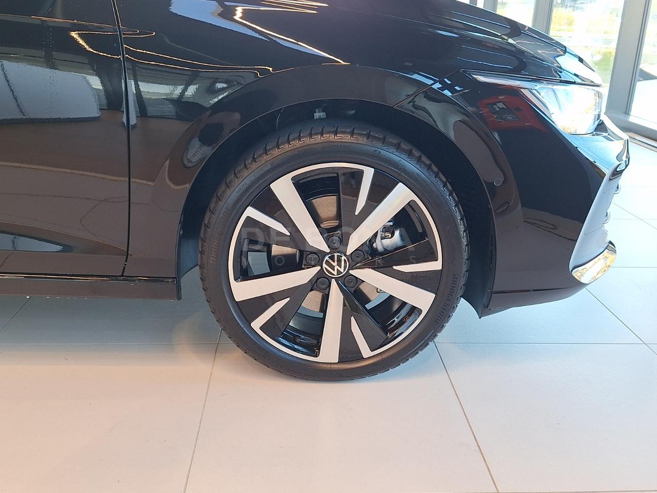 Volkswagen Golf 1.5 tsi ehybrid life 204cv dsg