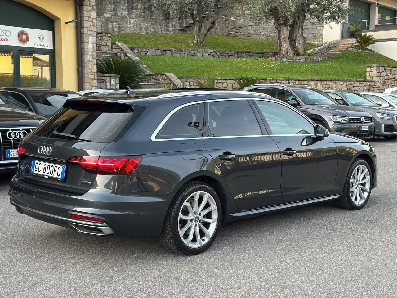 Audi A4 Avant 40 TDI quattro S tronic Business Advanced