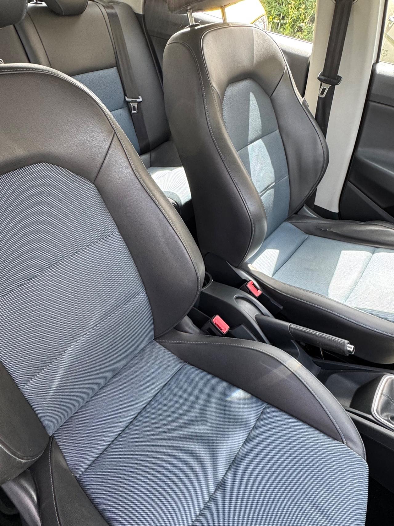 Seat Ibiza 1.4 TDI 90 CV CR 5p. Connect Grey