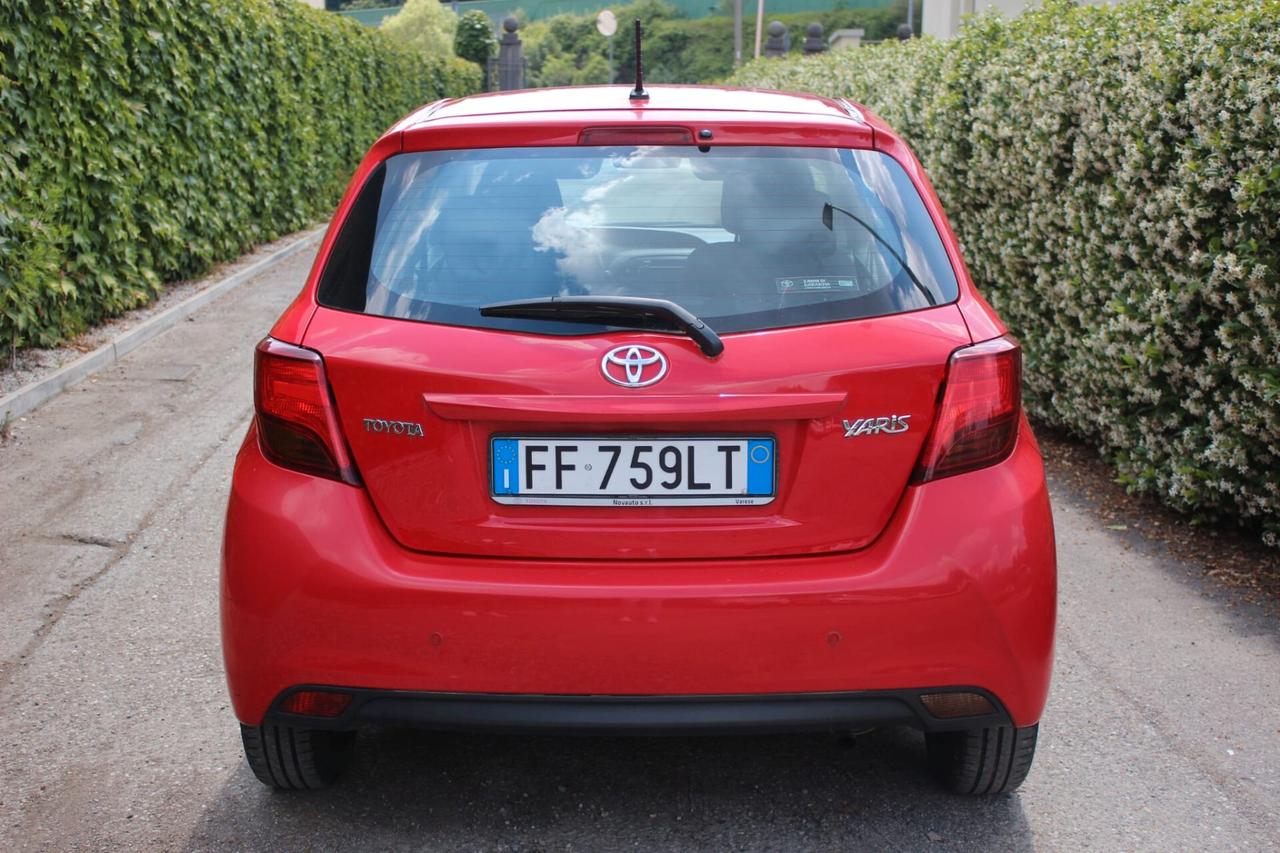 Toyota Yaris 1.0 5 porte
