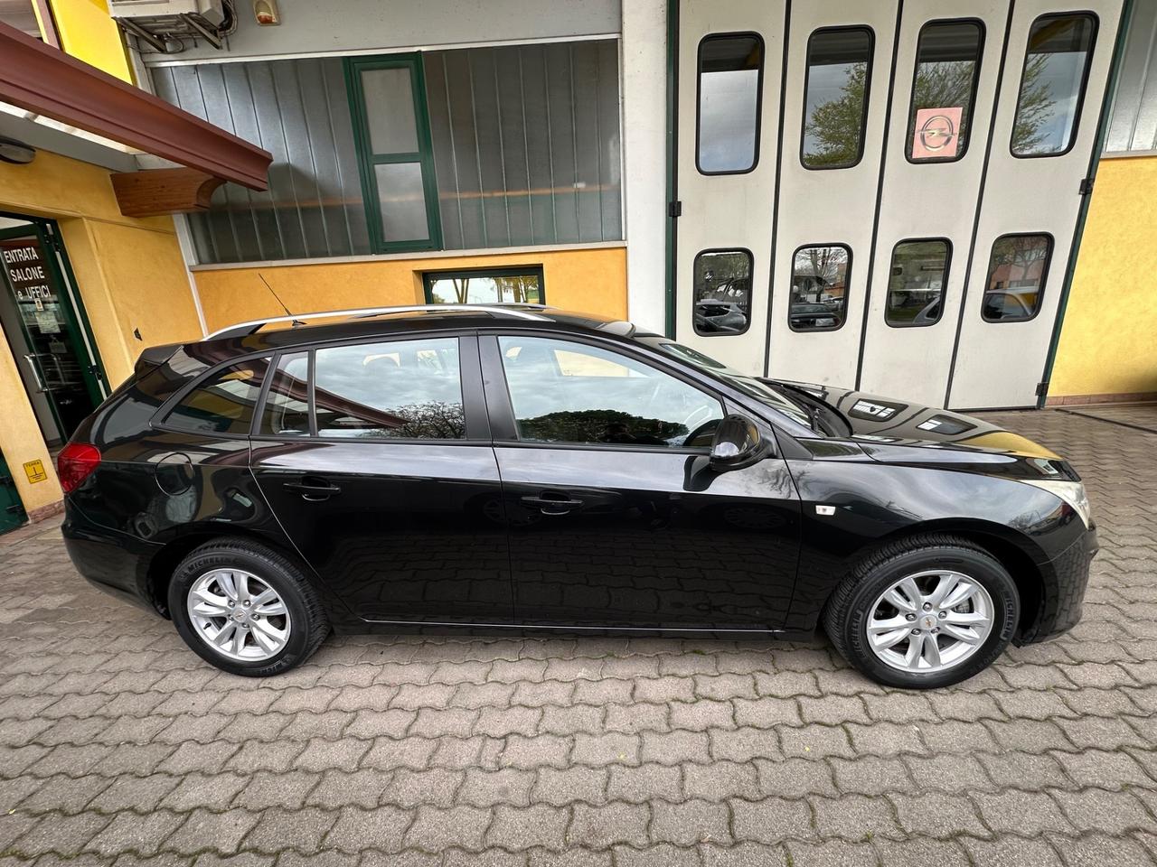 Chevrolet Cruze 1.7 Diesel Station Wagon LT