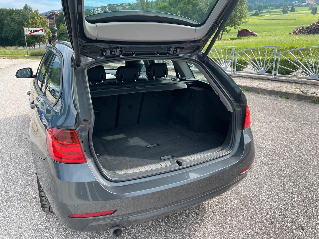 Bmw 318 xDrive Touring