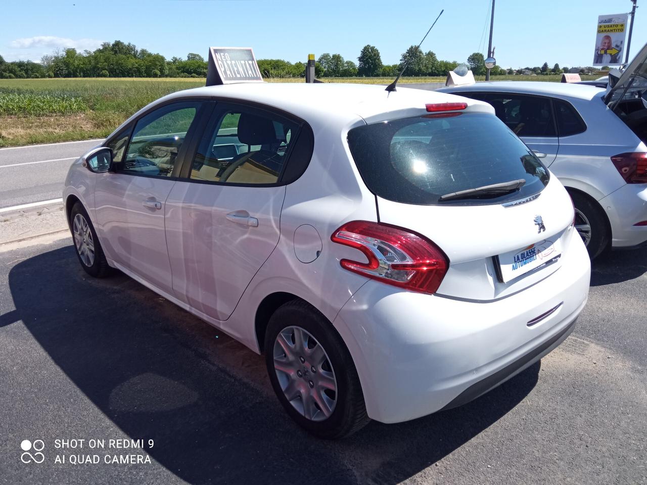 Peugeot 208 1.4 HDi 5 porte pasaggio compreso