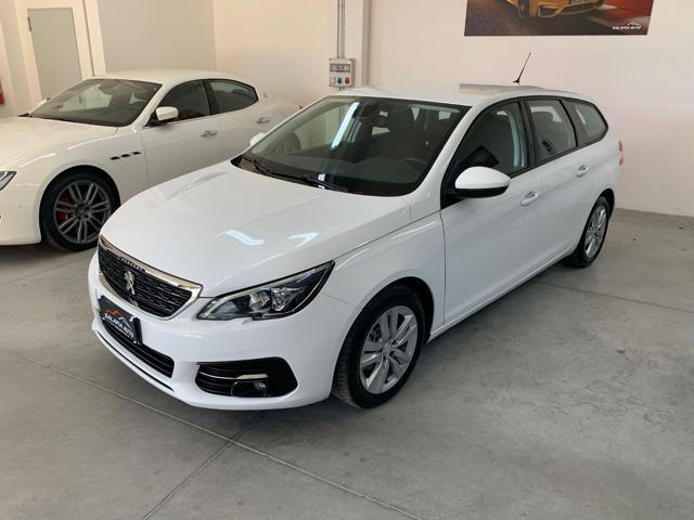 PEUGEOT 308 BlueHDi 130 EAT8 SW Business