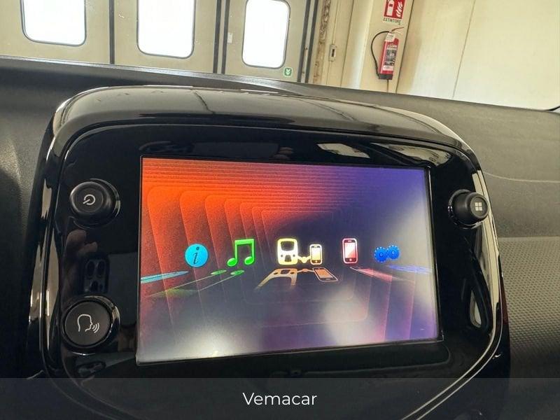 Peugeot 108 Active VTi 72cv-CAR PLAY CRUISE C C LEGA 15! OK NEOP!!SOLO KM 31900!!