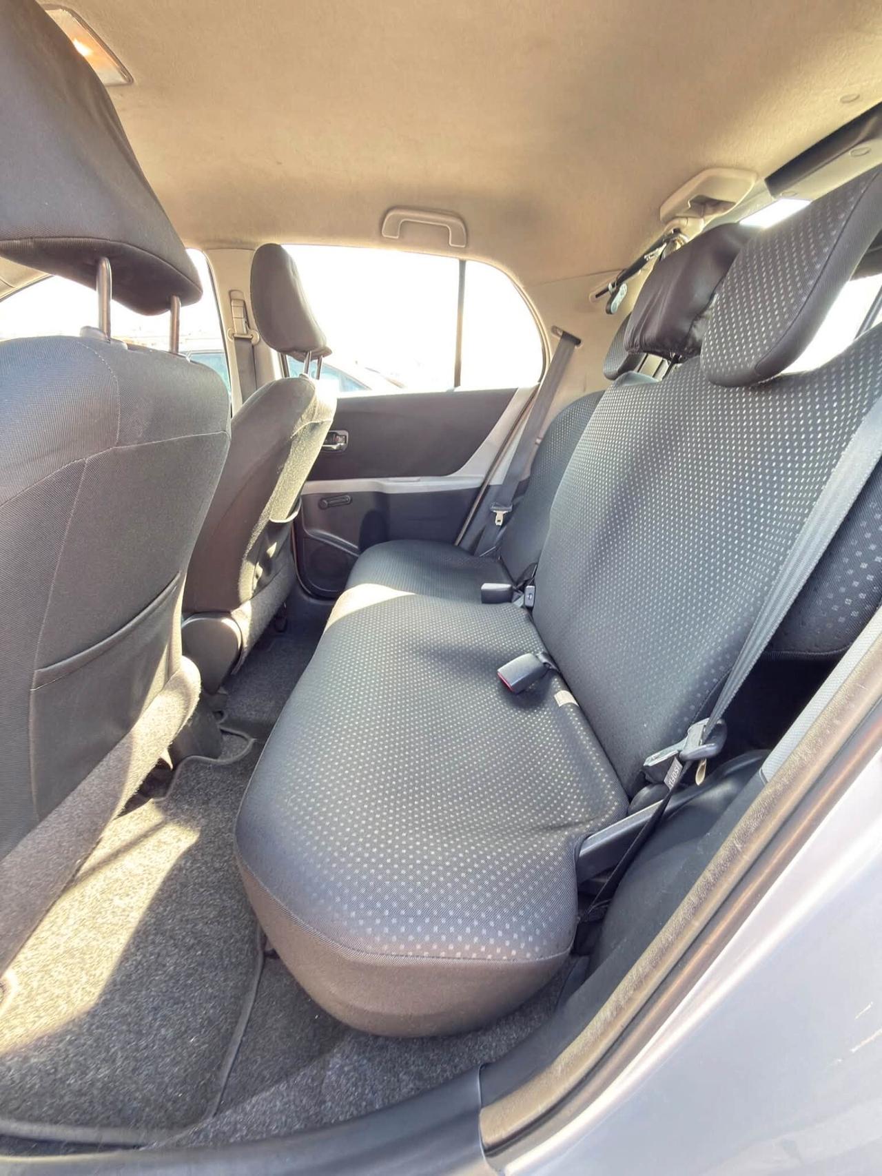 Toyota Yaris 1.3 5 porte Sol