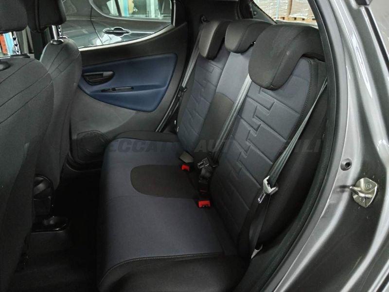 Lancia Ypsilon Ypsilon 1.0 firefly hybrid Platino s&s 70cv
