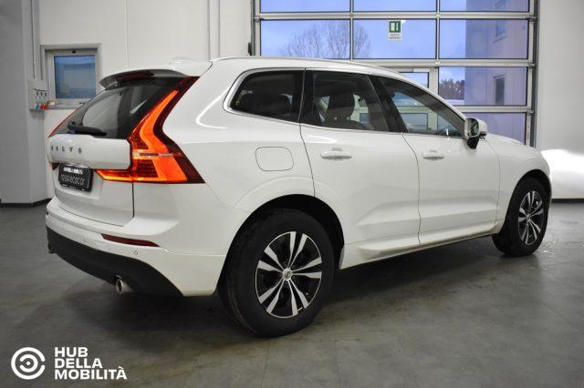 VOLVO XC60 B4 (d) AWD Geartronic Business Plus