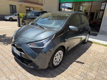 Toyota Aygo 1.0 VVT-i 72 CV 5 porte x-cool MMT
