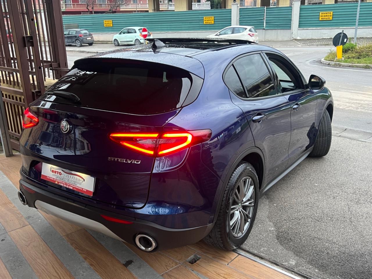 Alfa Romeo Stelvio 2.2 Turbodiesel 180 CV AT8 RWD Executive