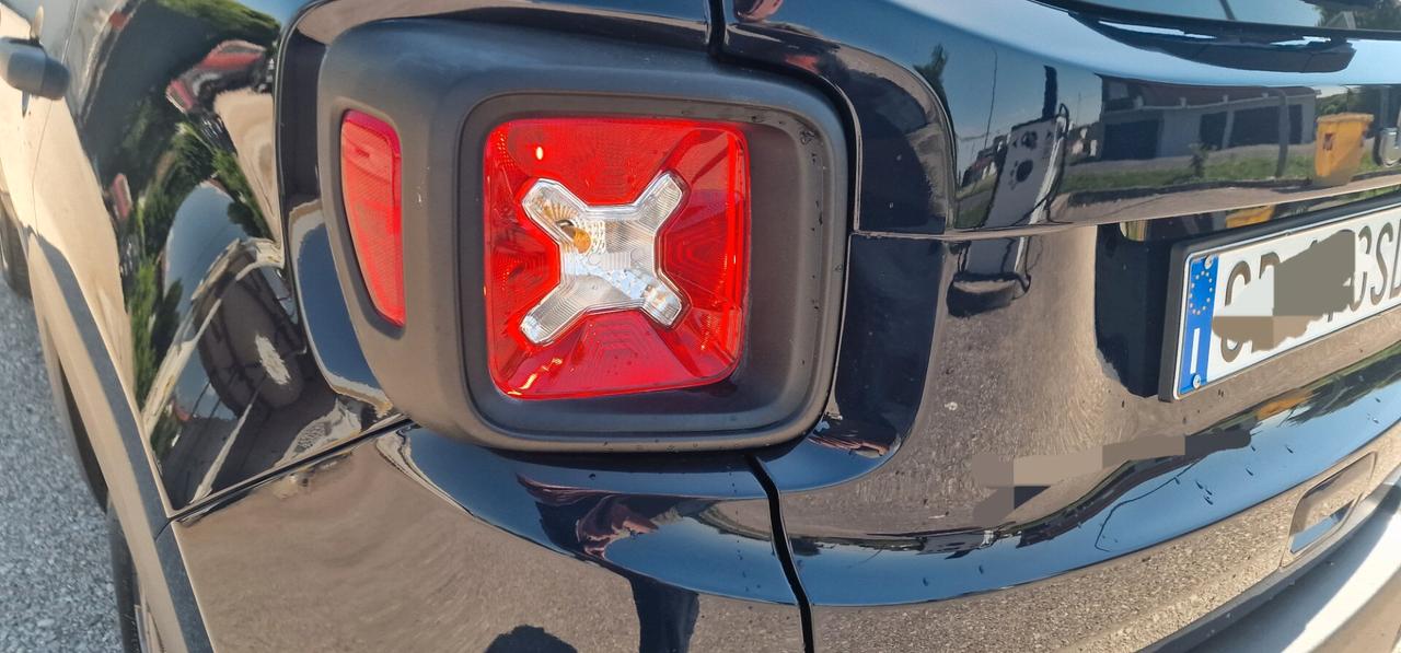 Jeep Renegade 2.0 Mjt 140 CV trazione integrale