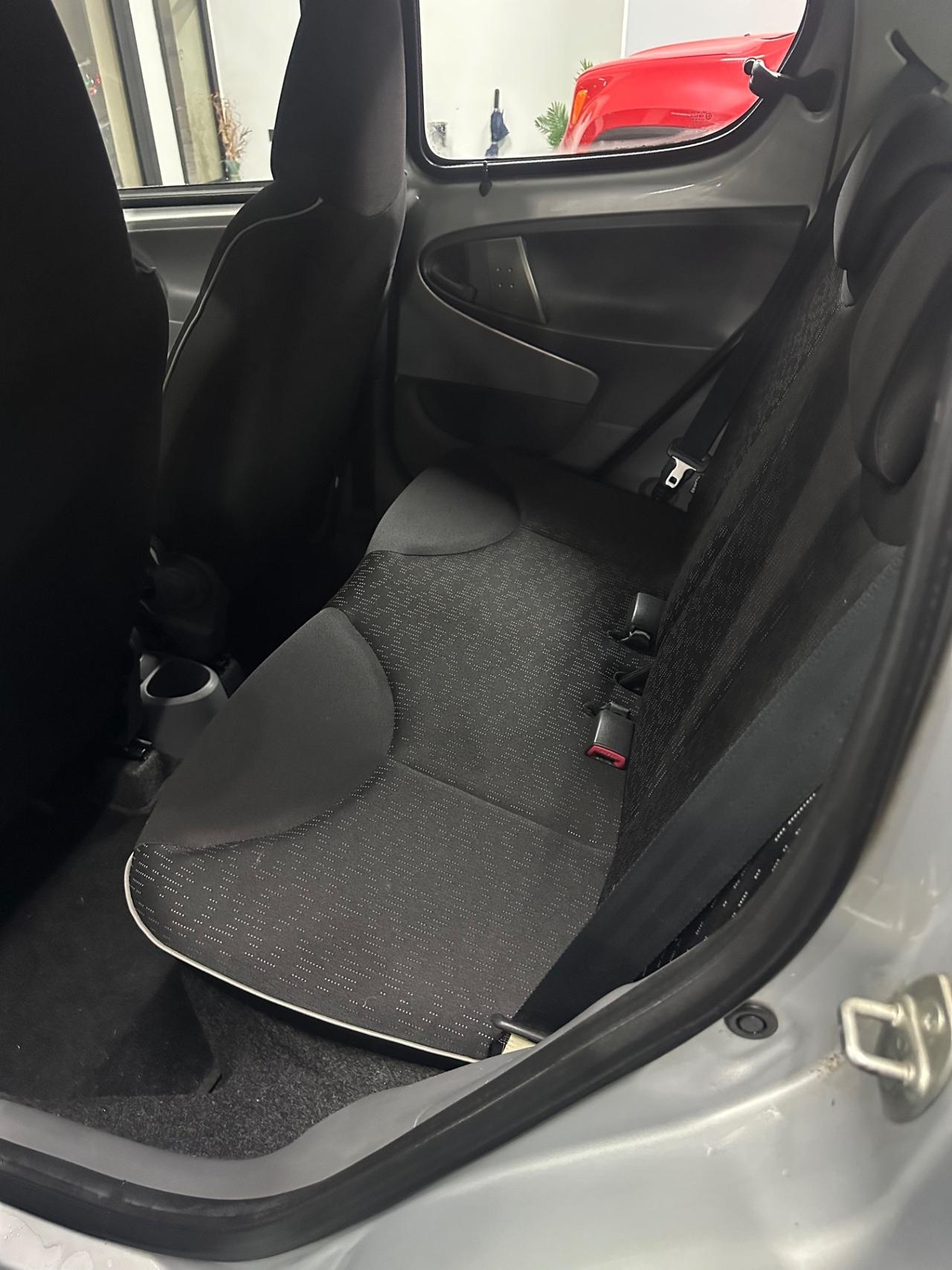 Peugeot 107 1.0 68CV 5p. Plaisir