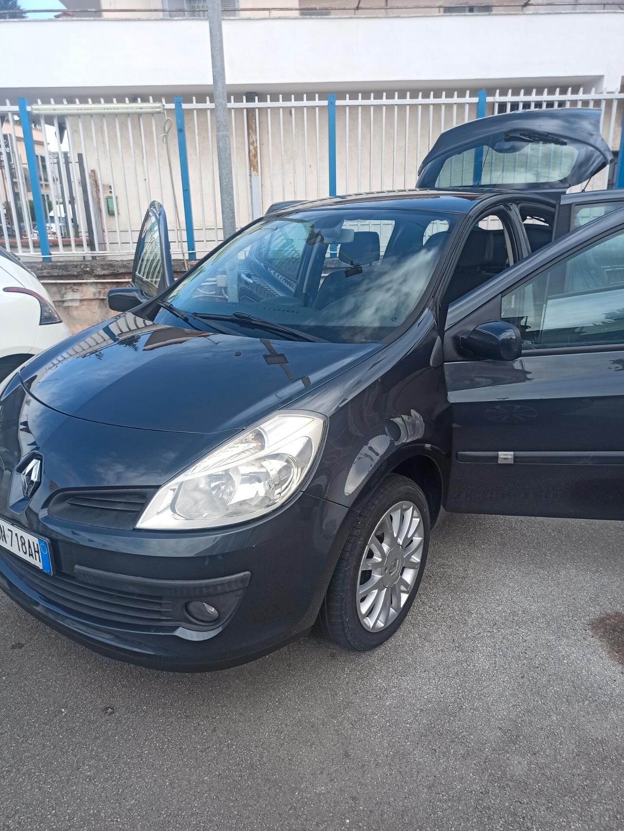 Renault Clio Storia 1.2 75 cv 5 porte Dynamique