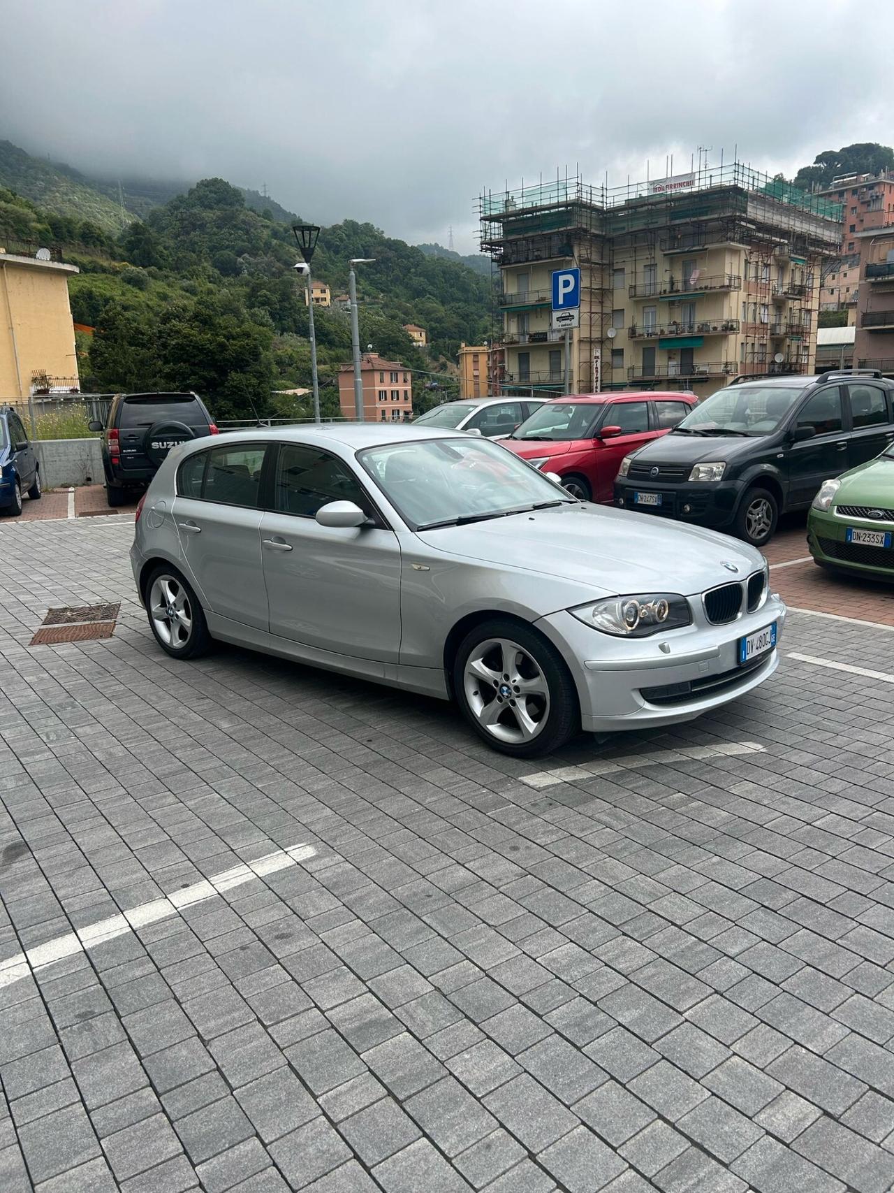 Bmw 118 118i cat 5 porte Futura