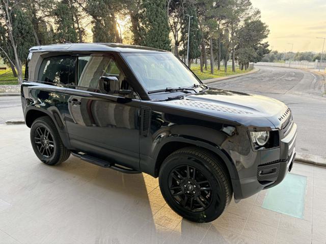 LAND ROVER Defender 90 3.0D I6 200 CV AWD Auto ''TOTAL BLACK''