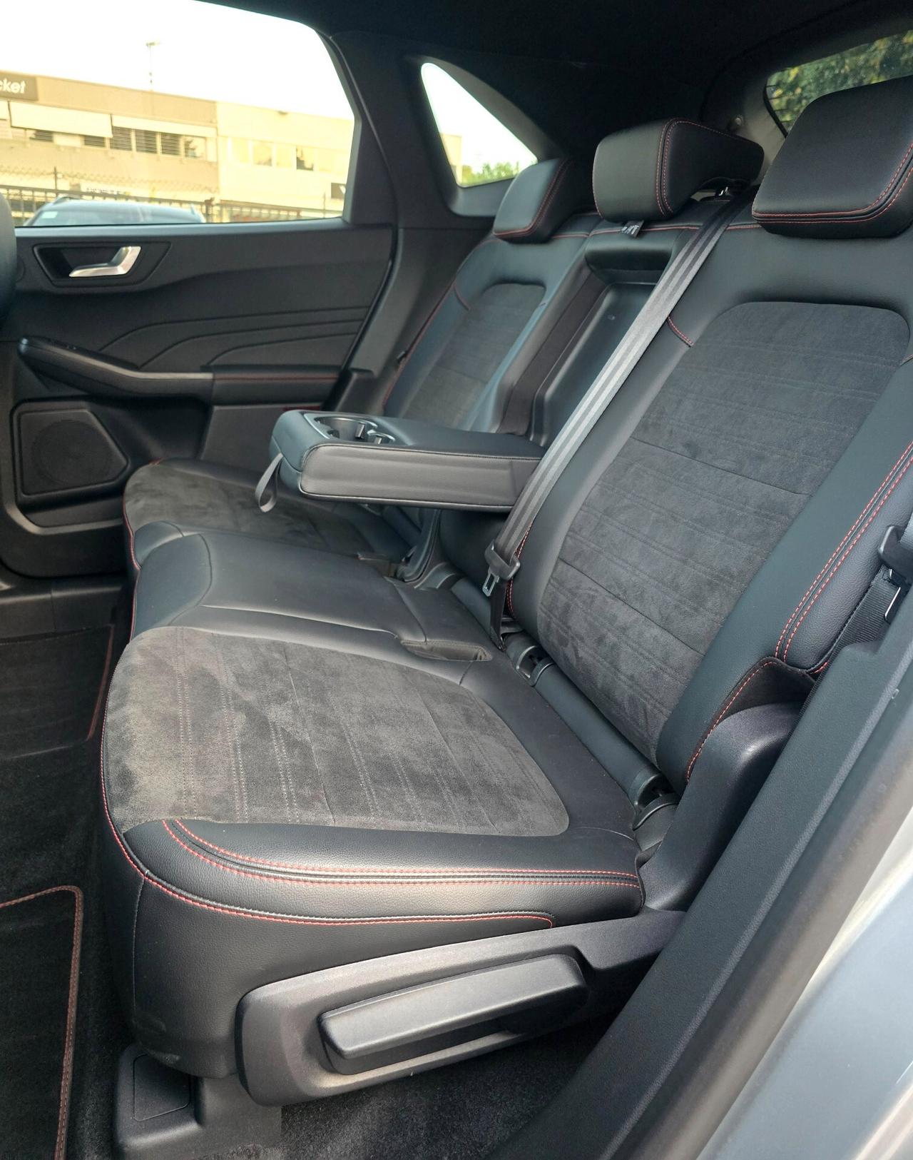 Ford Kuga 2.5 Full Hybrid 190 CV CVT 2WD ST-Line