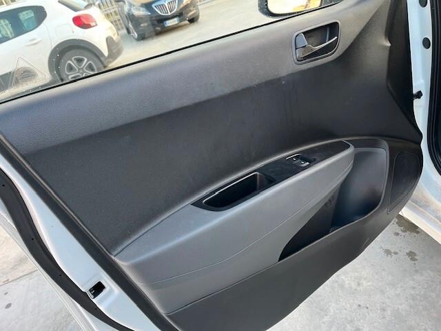 Hyundai i10 1.0 MPI Tech