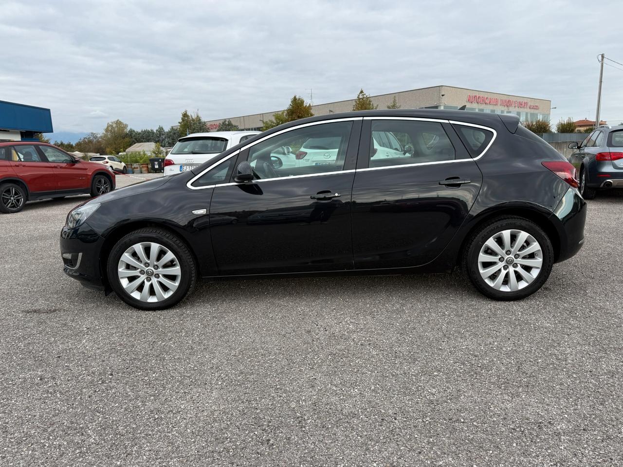 Opel Astra 1.6 CDTI 136CV EcoFLEX S&S 5 porte Cosmo