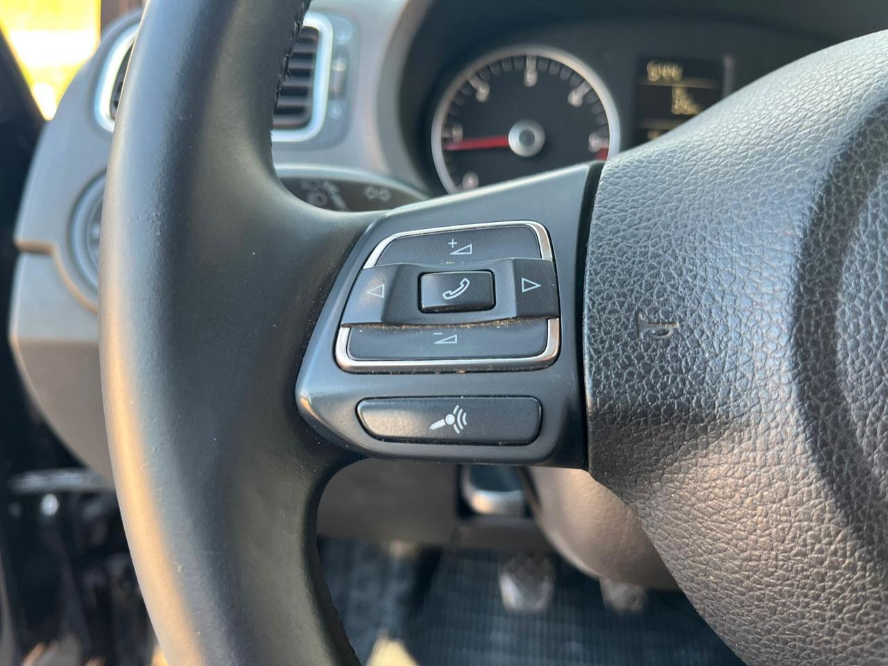 Volkswagen Polo 1.6 TDI - IDEALE X NEOPATENTATI - 2011