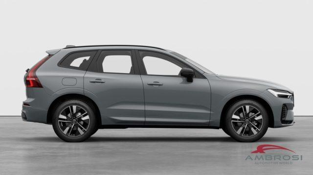VOLVO XC60 B5 AWD Mild hybrid Benzina Plus Dark