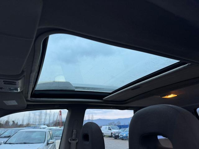 NISSAN X-Trail 2.2 dCi Elegance