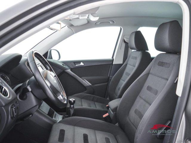 VOLKSWAGEN Tiguan 2.0 TDI DPF 4MOTION Sport & Style