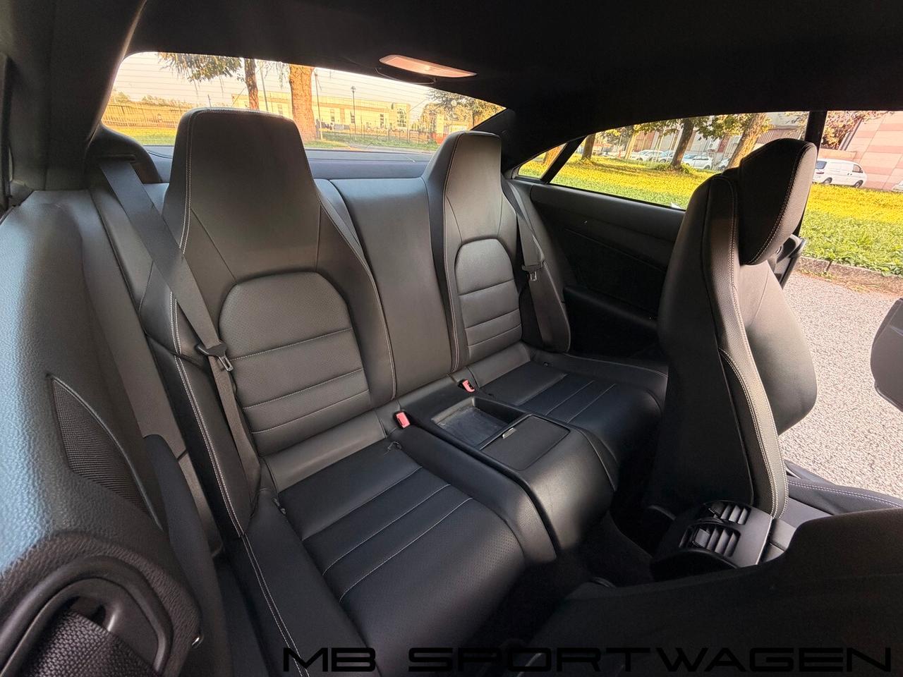 Mercedes-benz E 250 MERCEDES E250 CGI COUPE - AMG PACK COMPLETO INTERNO ED ESTERNO.