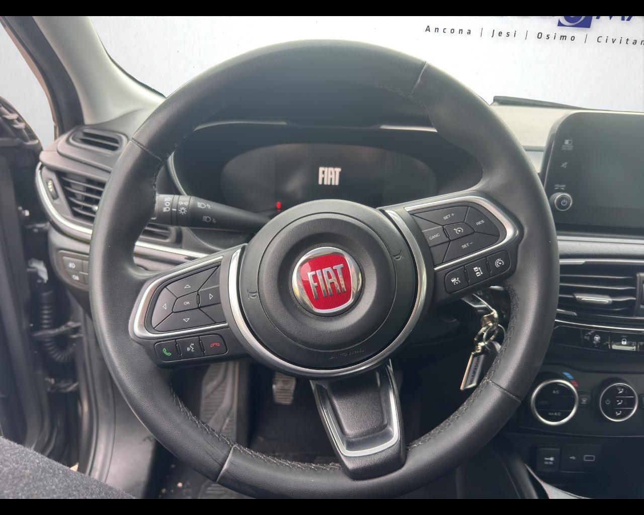 FIAT Tipo (2015-->) - Tipo 1.3 Mjt S&S SW Business