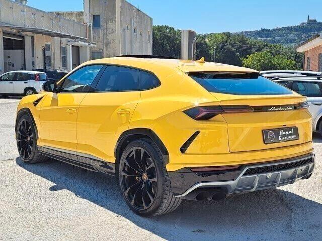 LAMBORGHINI URUS 4.0 V8 BI-TURBO “FULL OPTIONAL”