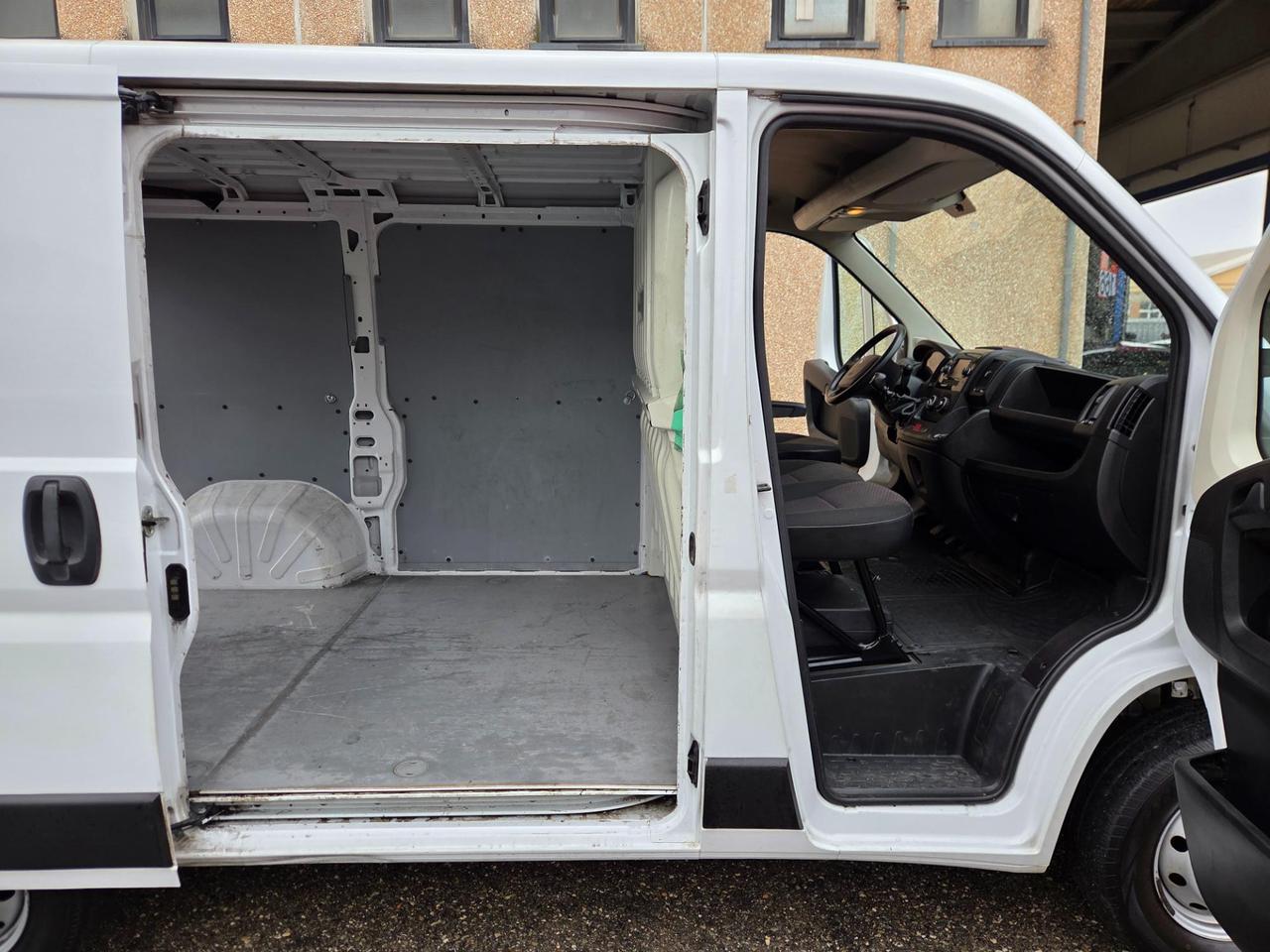 PEUGEOT Boxer 328 2.2 bluehdi 120cv S&S L1H1 + IVA