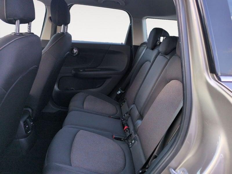 MINI Countryman One D