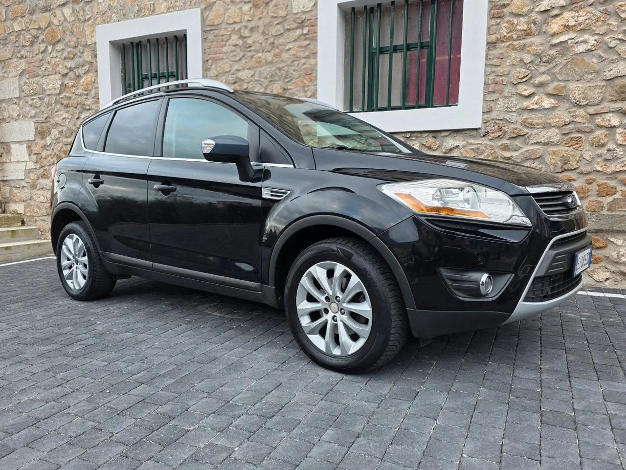 Ford Kuga Kuga+ 2.0 TDCi 140 CV 2WD DPF
