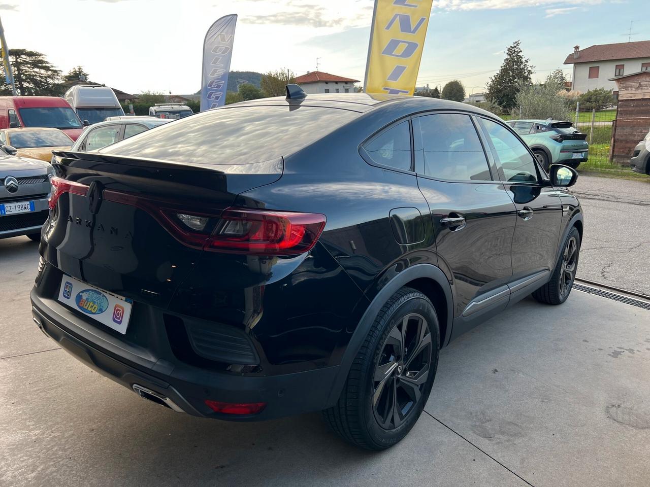 Renault Arkana Full Hybrid E-Tech 145 CV Engineered/TETTO PANORAMICO APRIBILE, SEDILI RISCALDABILI E VOLANTE