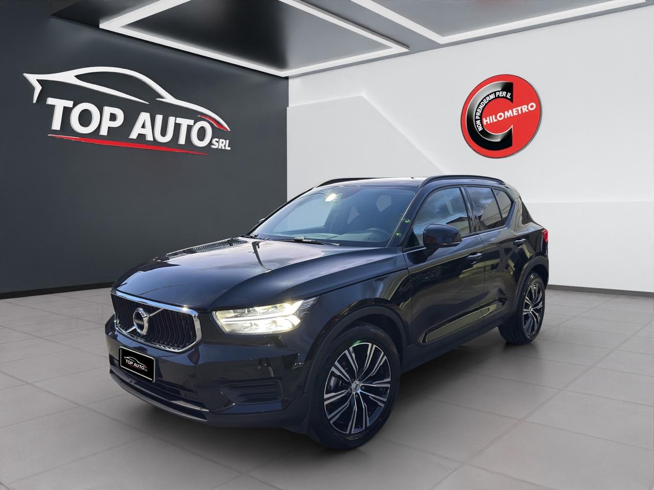 VOLVO XC40 D3 GEARTRONIC MOMENTUM - MY20