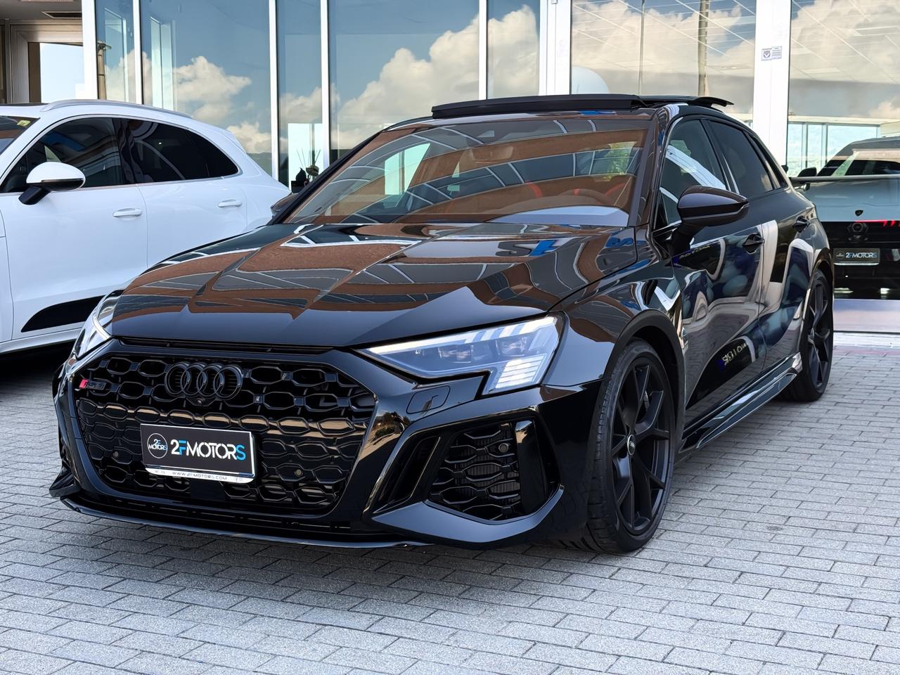 Audi RS3 Sportback 2.5 tfsi quattro s-tronic 400CV KM0