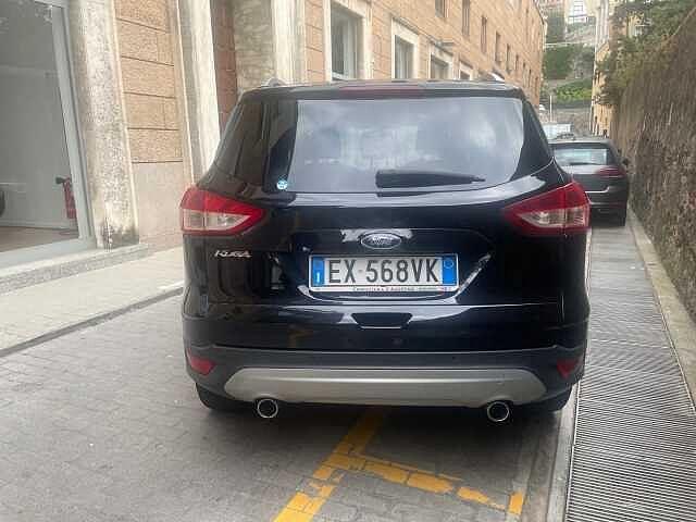 Ford Kuga 2.0 TDCI 150 CV S&S 4WD Powershift Titanium