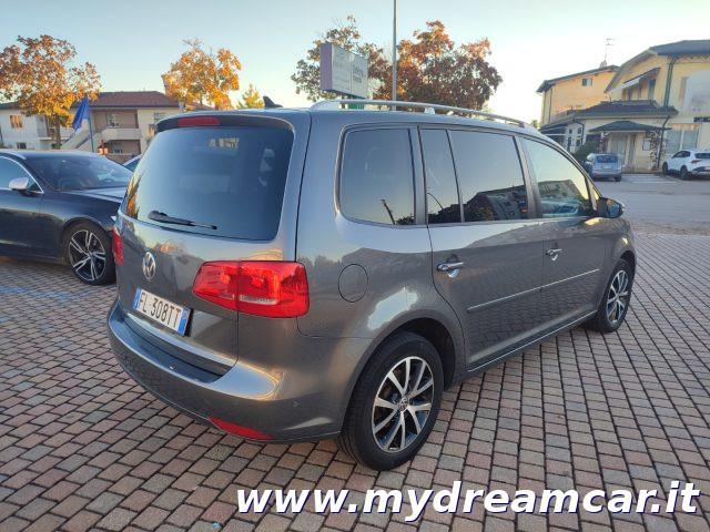 VOLKSWAGEN Touran Business 1.6 TDI DSG Comfortline 7 Posti