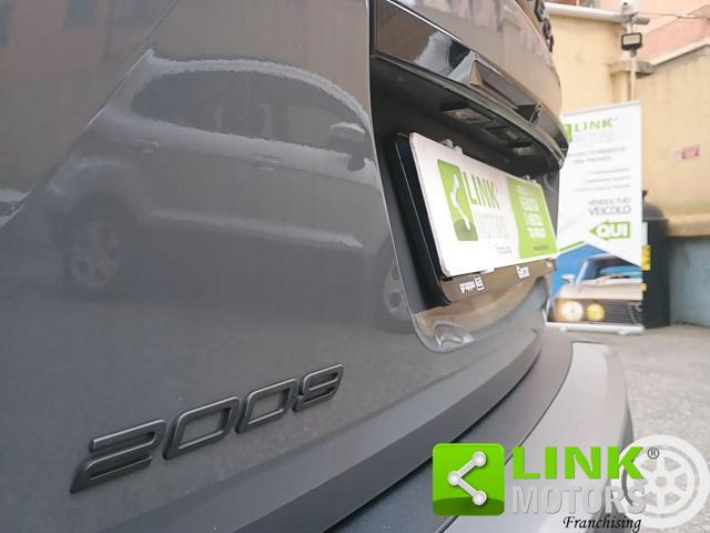 PEUGEOT 2008 BlueHDi 130 S&S EAT8 GT