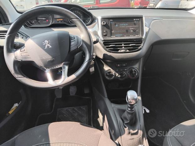 Peugeot 208 BlueHDi 100 Stop&Start 5 porte Allure