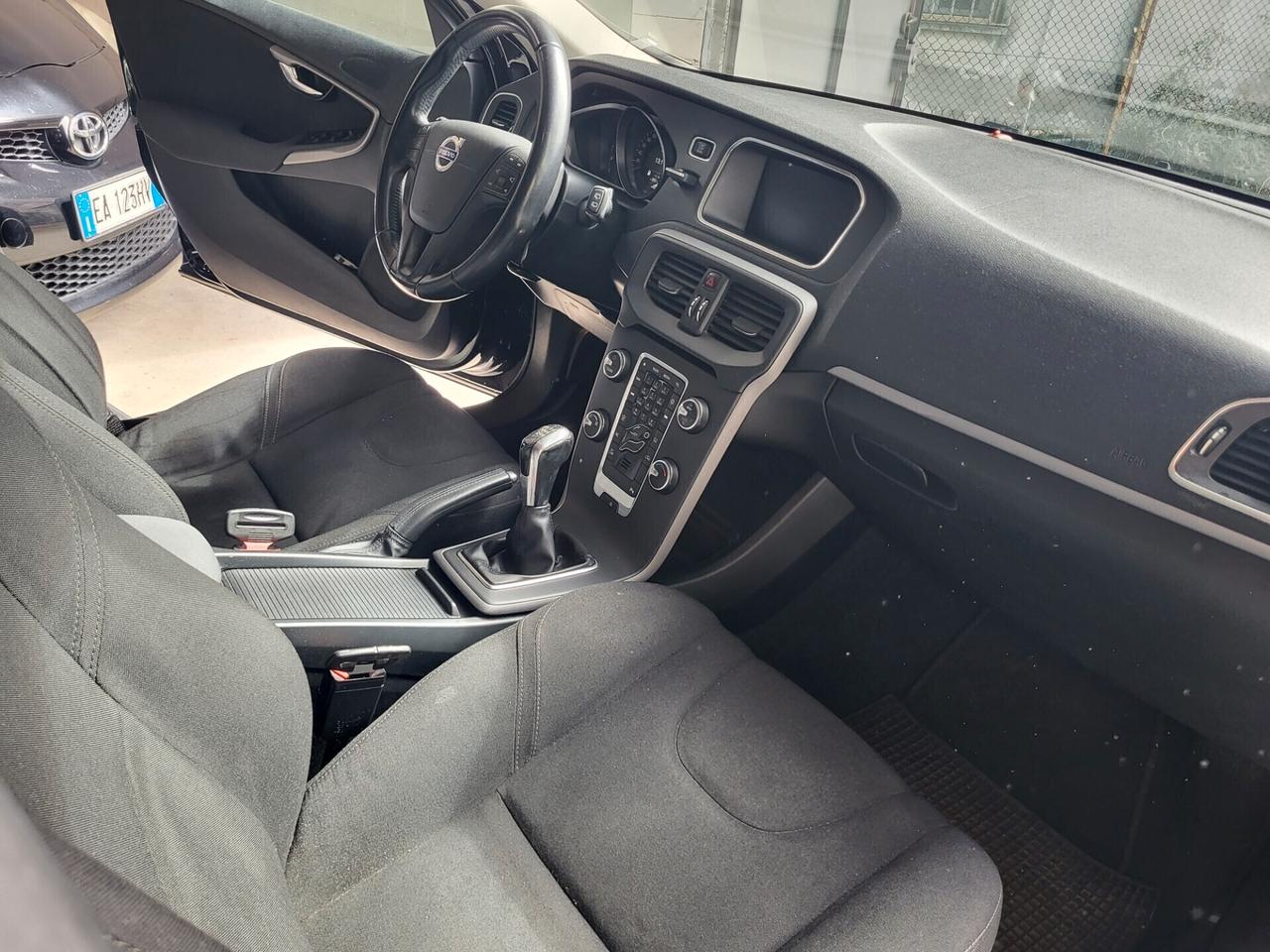 Volvo V40 D3 Momentum