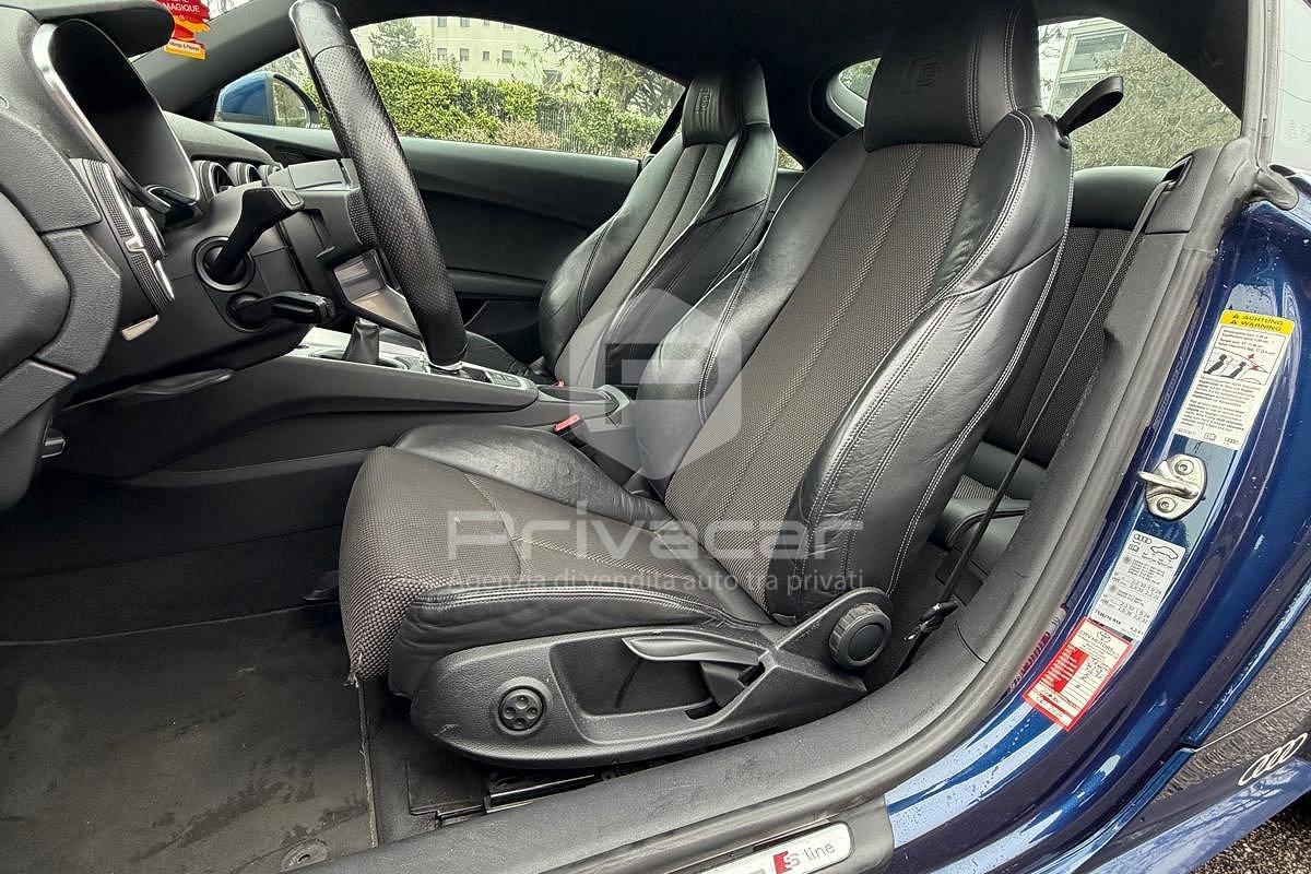 AUDI TT Coupé 2.0 TFSI S line