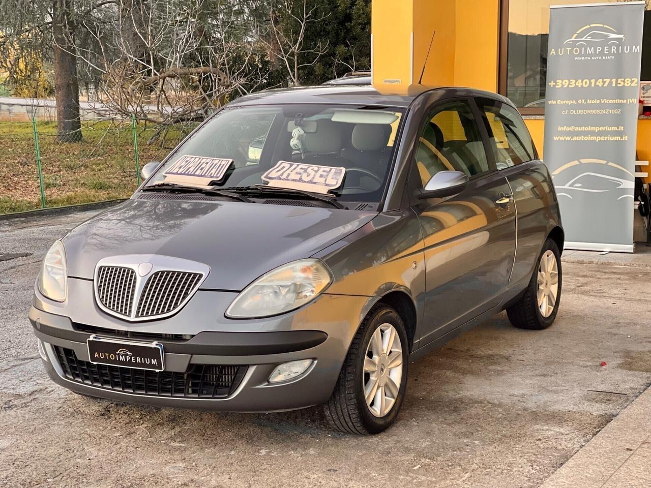 Lancia Ypsilon 1.3 mjt 51kw Platino OK NEOPATENTAT