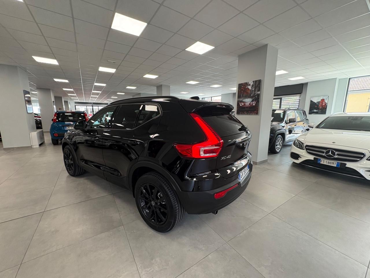 Volvo XC40 T2 1.5 benzina 130cv 2021 km 34000