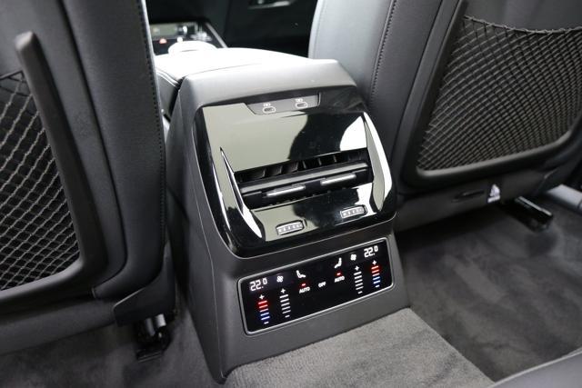 AUDI A6 Avant TDI 204CV S tronic S line edition