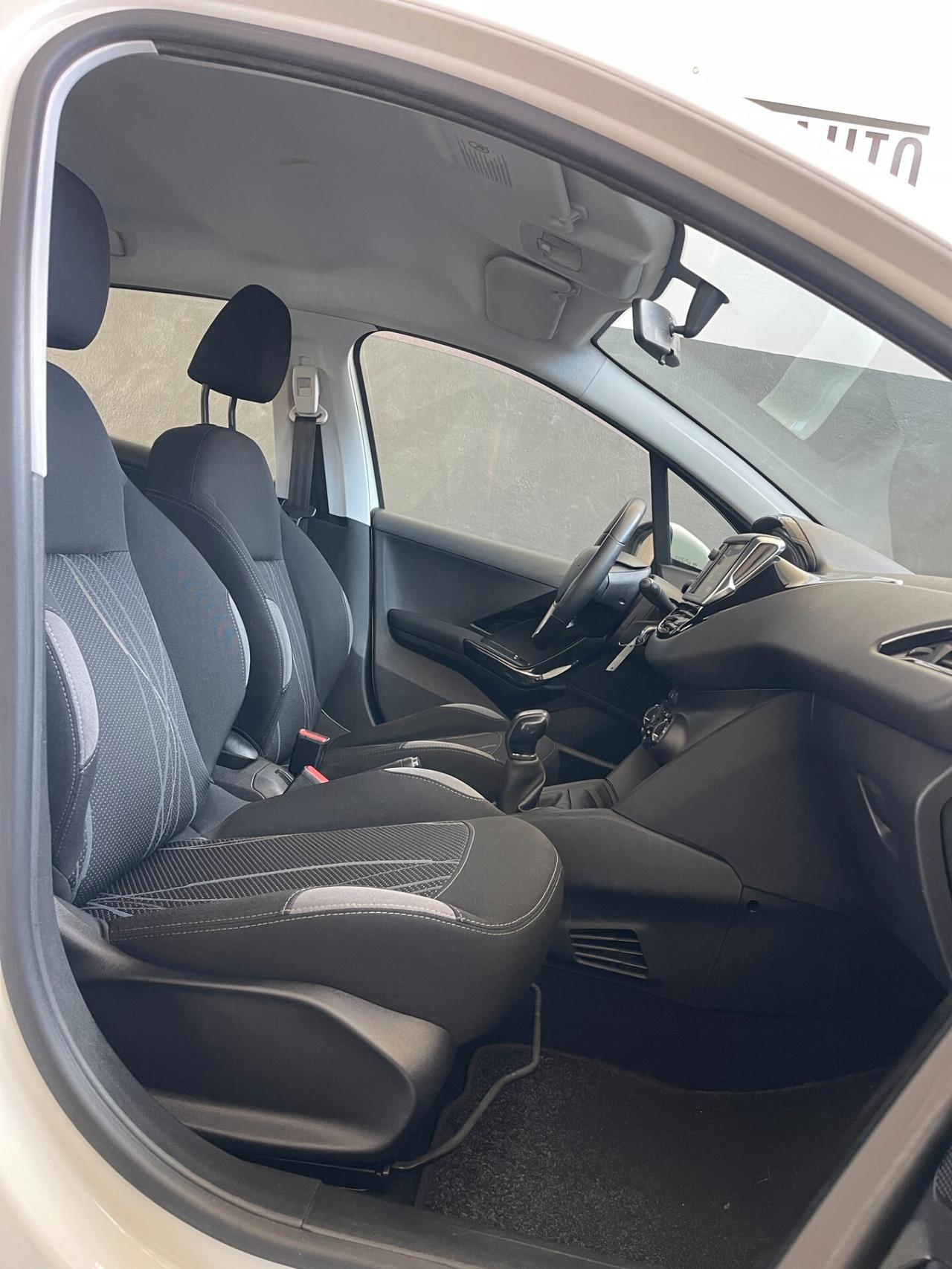 Peugeot 208 1.2 VTi 82 CV 5 porte Active
