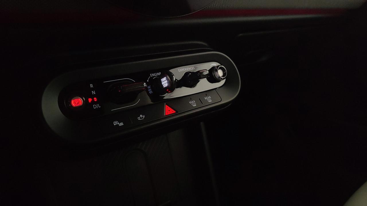 MINI Mini Cooper F66 3p - Mini Cooper 3p 1.5 C Favoured auto